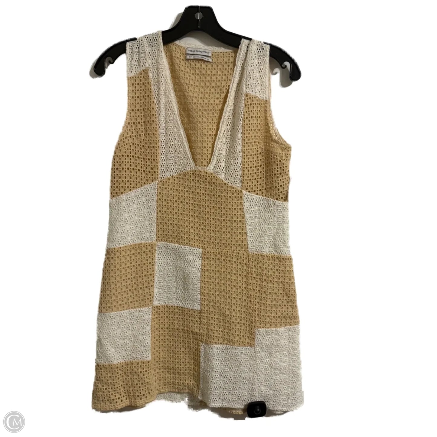Dress Casual Short By Urban Outfitters In Cream, Size: S