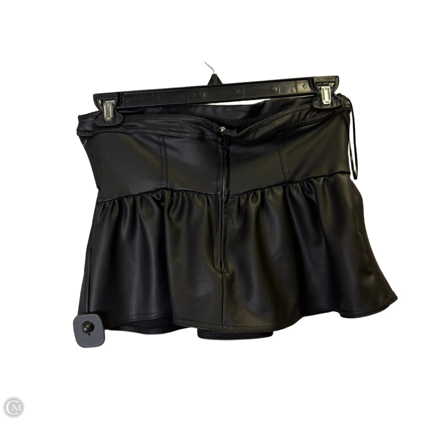 Top Sleeveless By Divided In Black, Size: M
