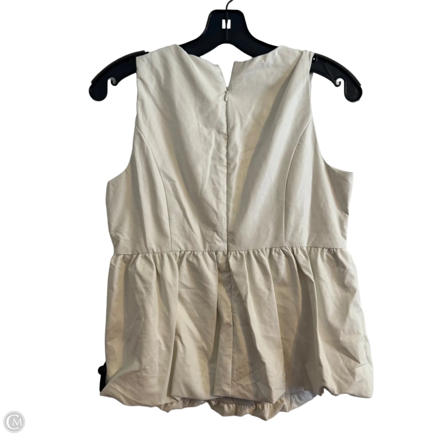 Top Sleeveless By Versona In White, Size: Xs