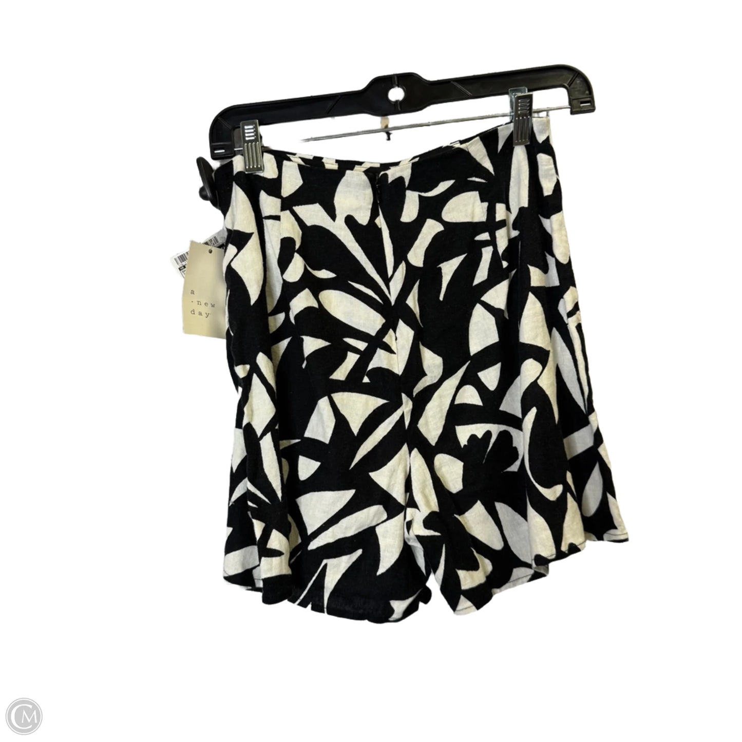 Shorts By A New Day In Black & Cream, Size: 2