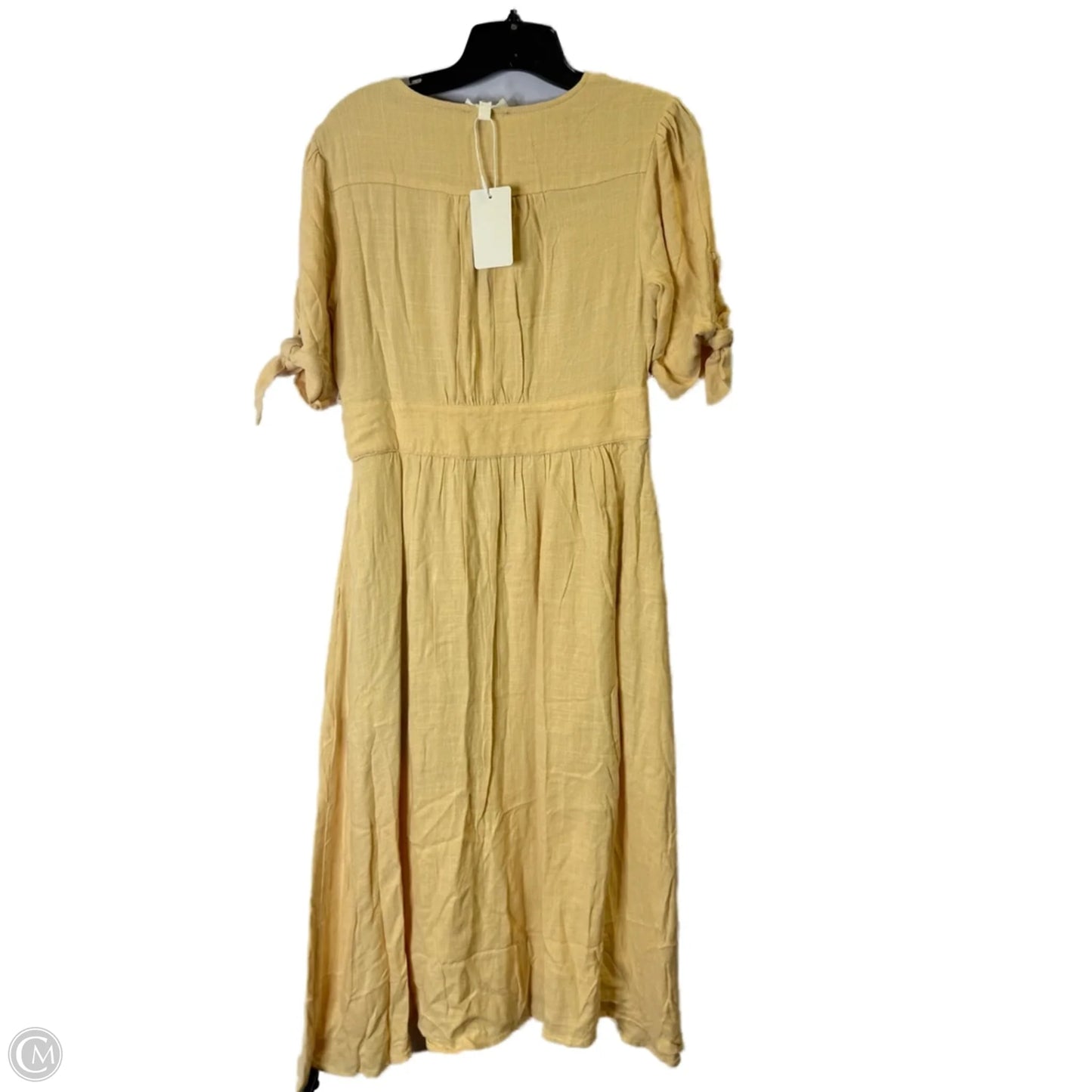 Dress Casual Maxi By Clothes Mentor In Cream, Size: S