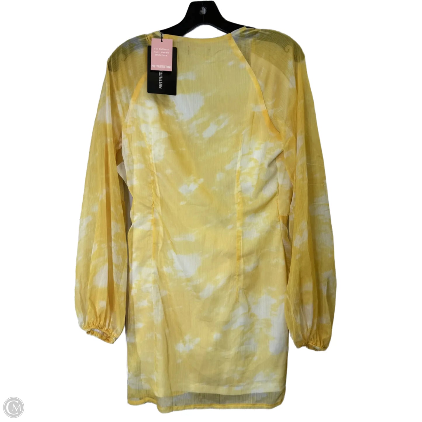 Dress Casual Short By Pretty Little Thing In Yellow, Size: 6