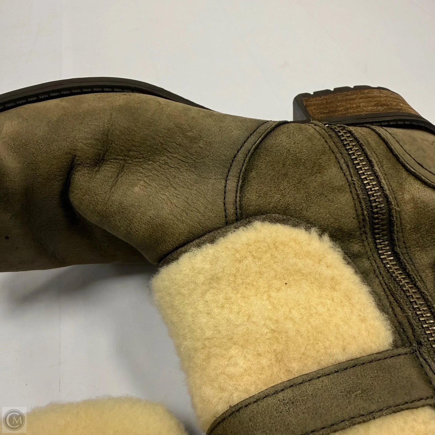 Boots Designer By Ugg In Brown, Size: 9.5