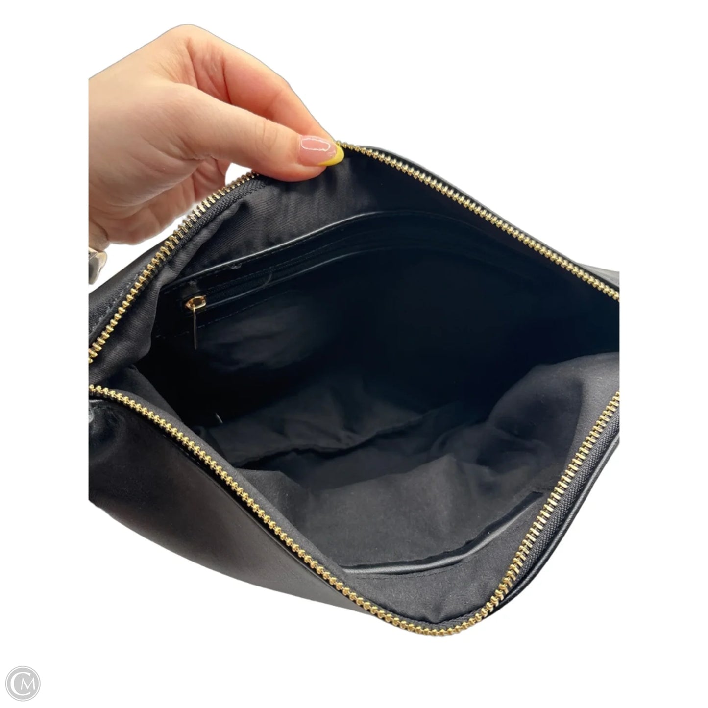 Crossbody By Clothes Mentor, Size: Medium