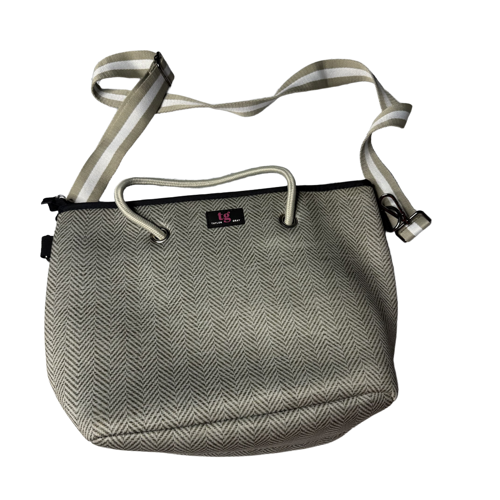 Handbag By Clothes Mentor Size: Medium