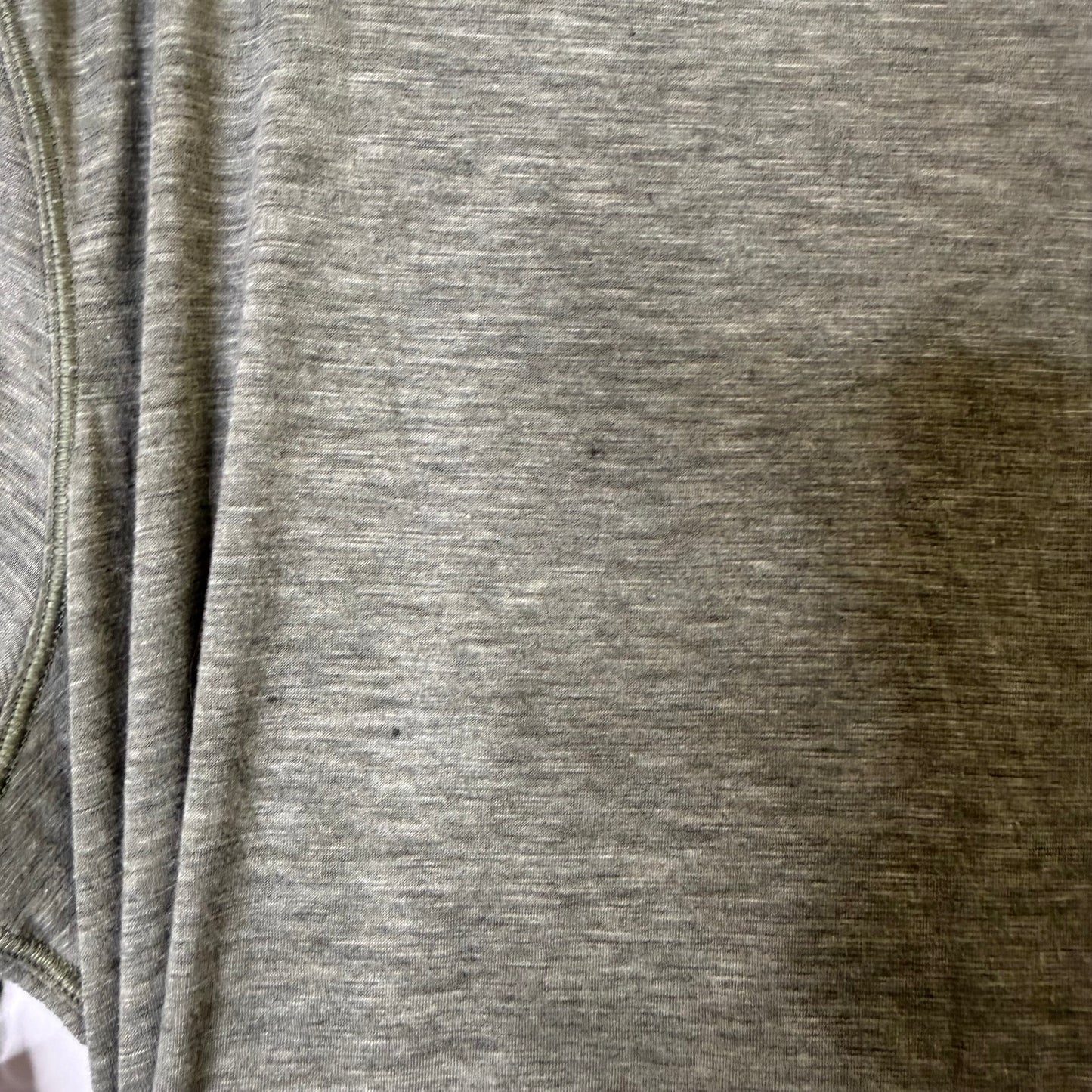 Athletic Top Short Sleeve By Lululemon In Grey, Size: M