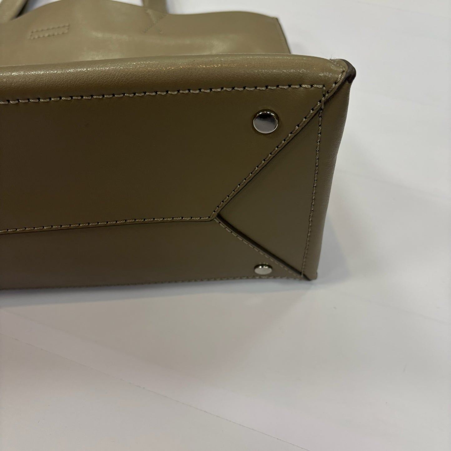 Handbag By Banana Republic, Size: Medium