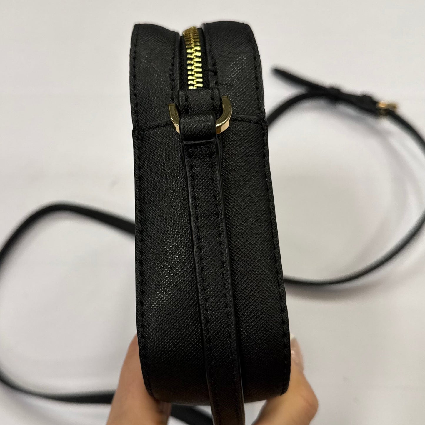 Crossbody Designer By Michael By Michael Kors, Size: Medium