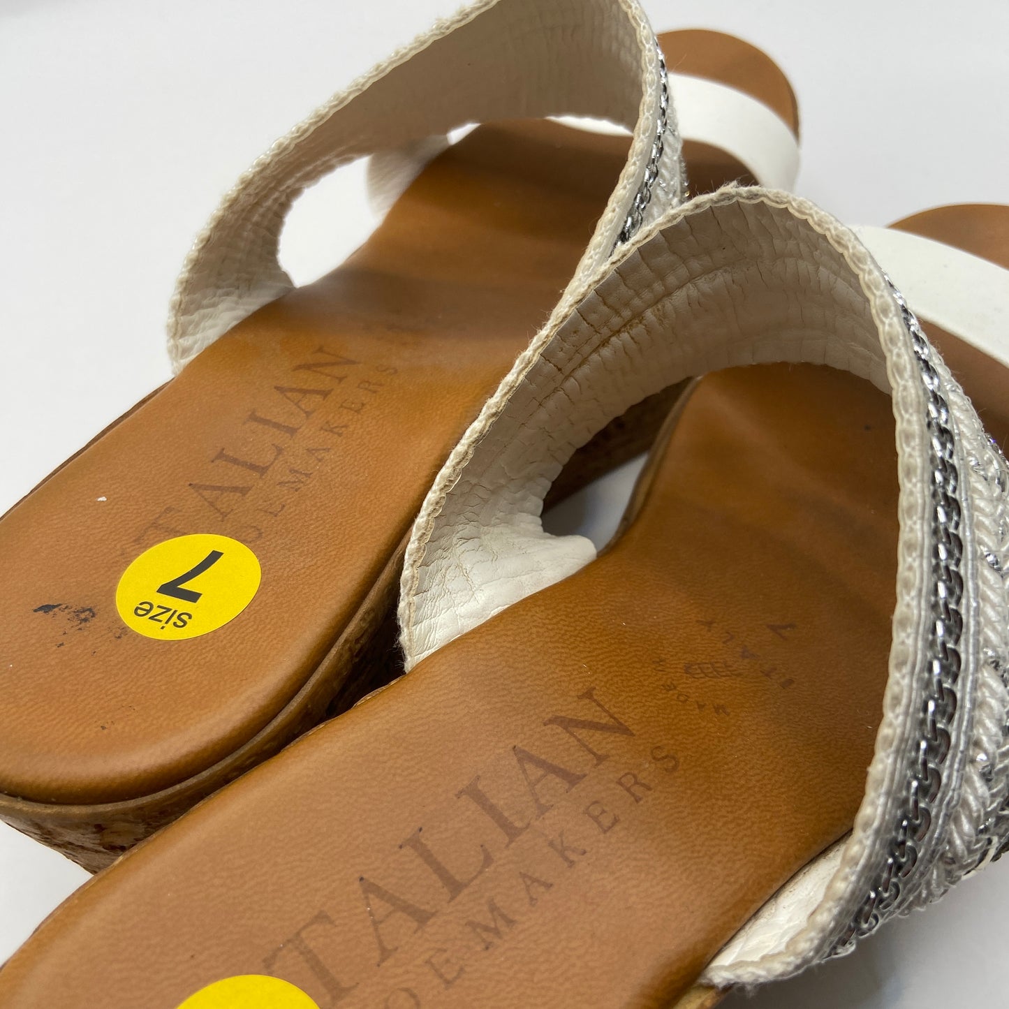 Sandals Heels Wedge By Italian Shoemakers In White, Size: 7
