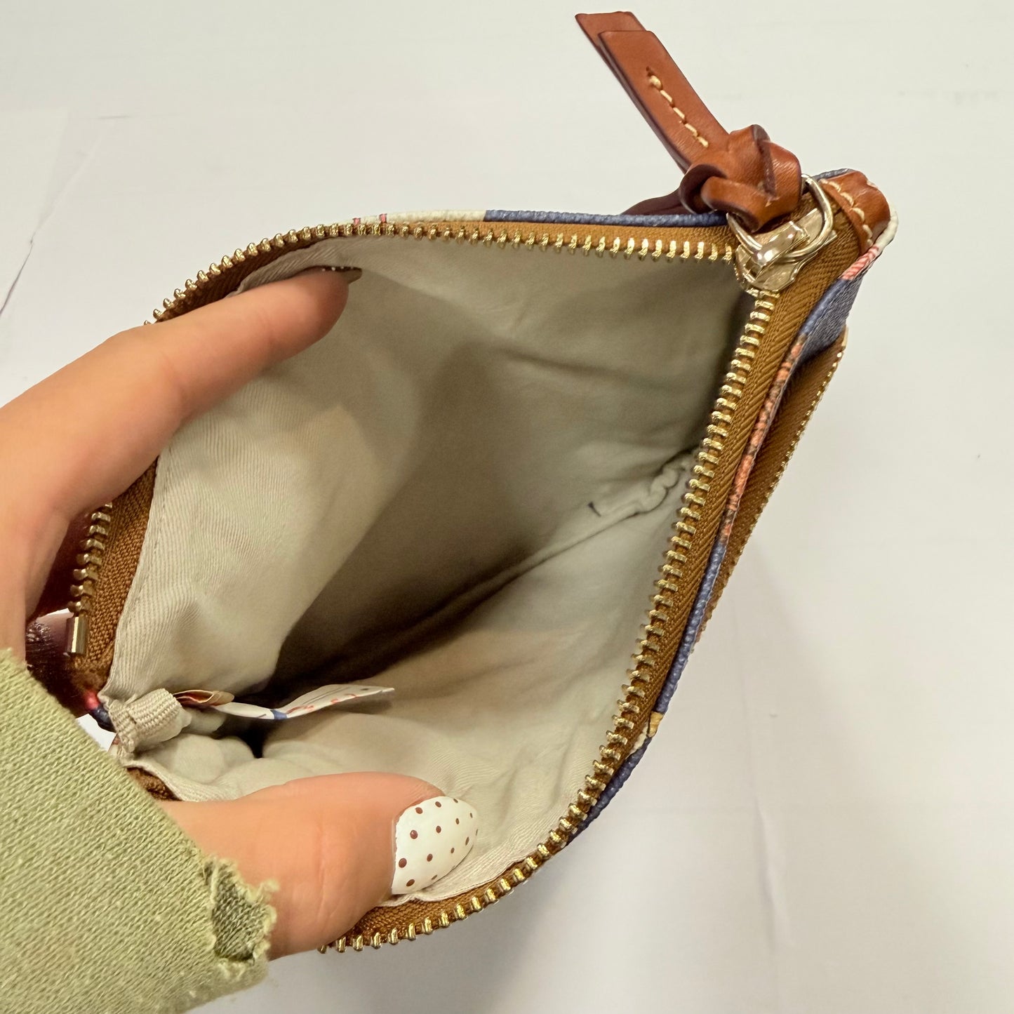 Crossbody Designer By Dooney And Bourke, Size: Medium