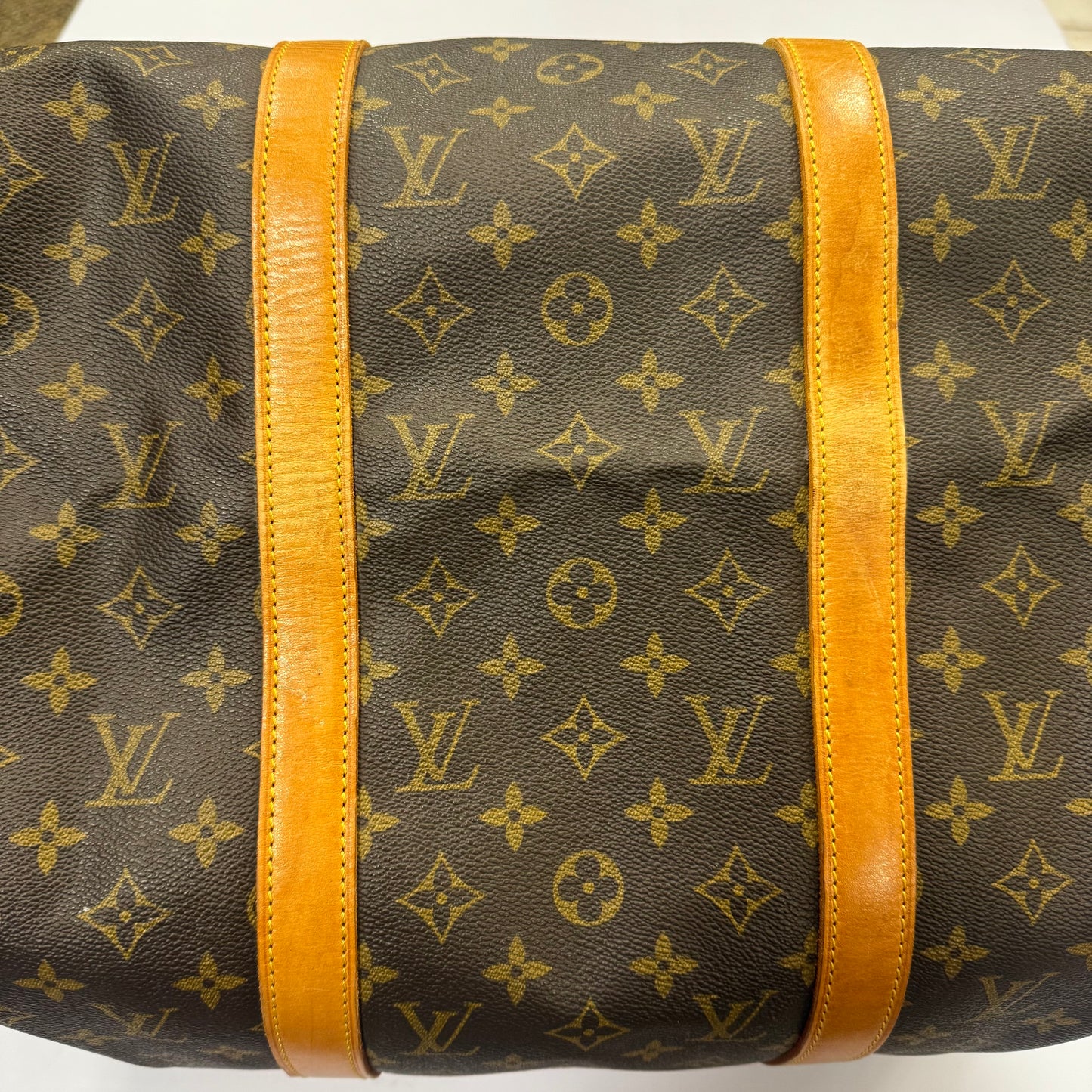Duffle And Weekender Luxury Designer By Louis Vuitton, Size: Medium