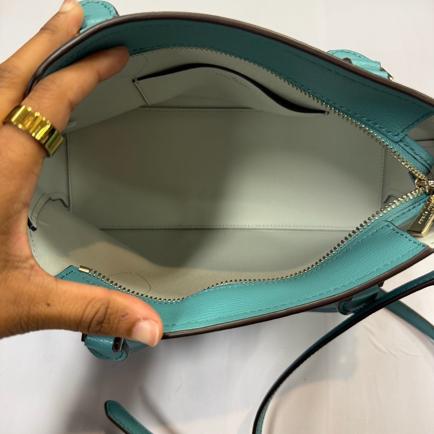 Crossbody Designer By Kate Spade, Size: Medium
