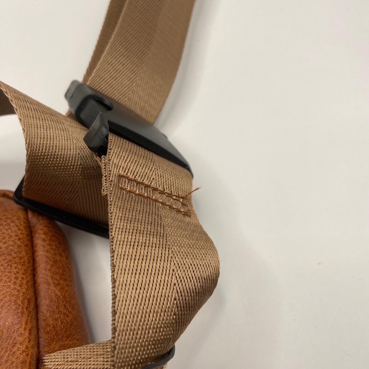 Belt Bag By Clothes Mentor, Size: Medium