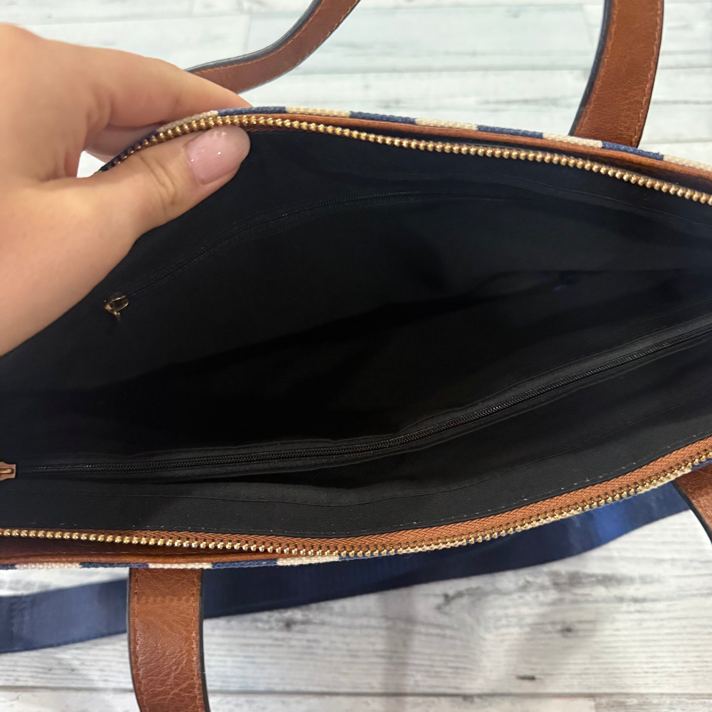 Tote By Kim Rogers, Size: Medium