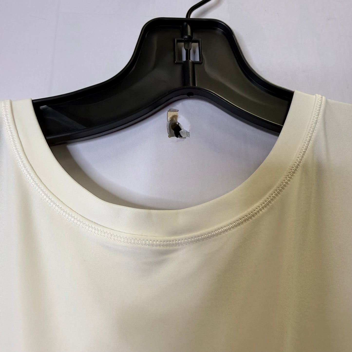 Athletic Tank Top By Lululemon In White, Size: Xl