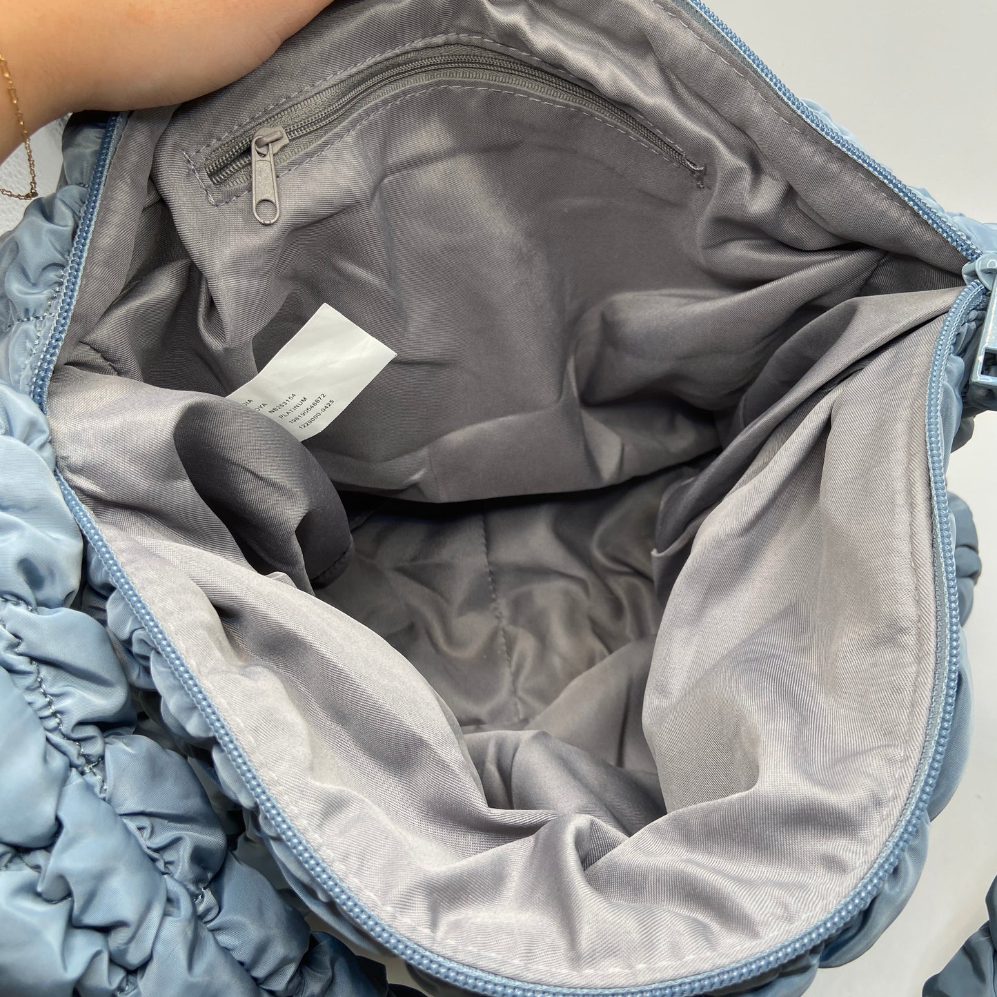 Handbag By Clothes Mentor, Size: Medium