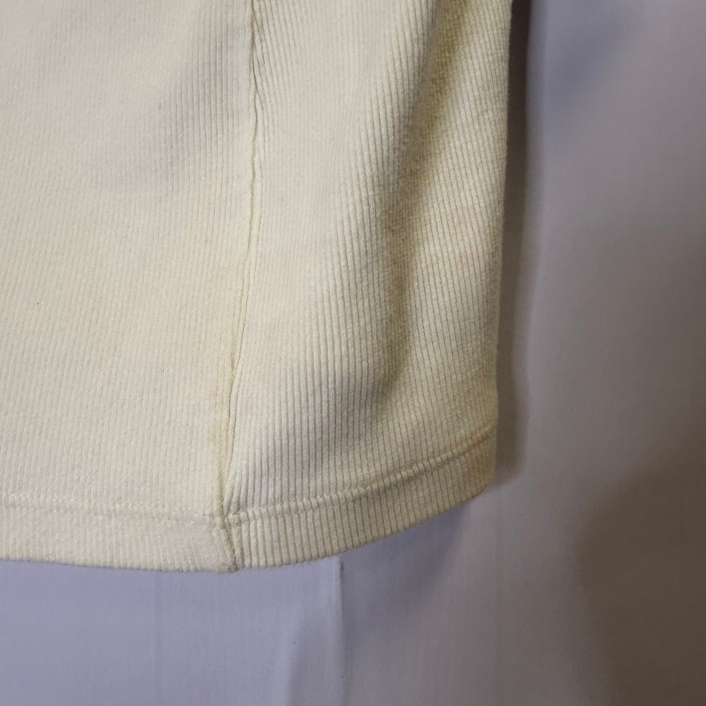 Top Sleeveless Basic By Anthropologie In White, Size: M