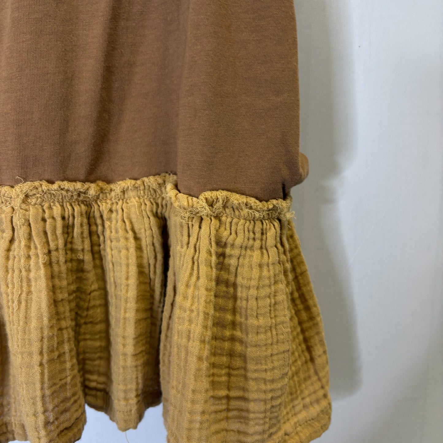 Top Short Sleeve By Pilcro In Brown & Cream, Size: S