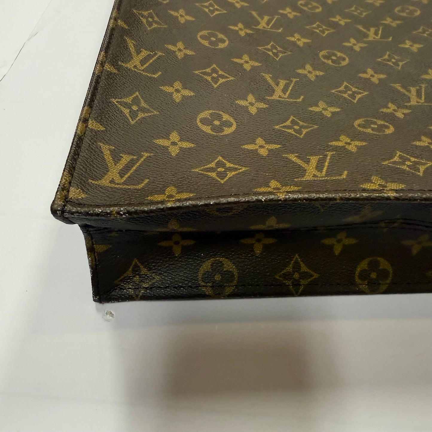 Handbag Luxury Designer By Louis Vuitton, Size: Large