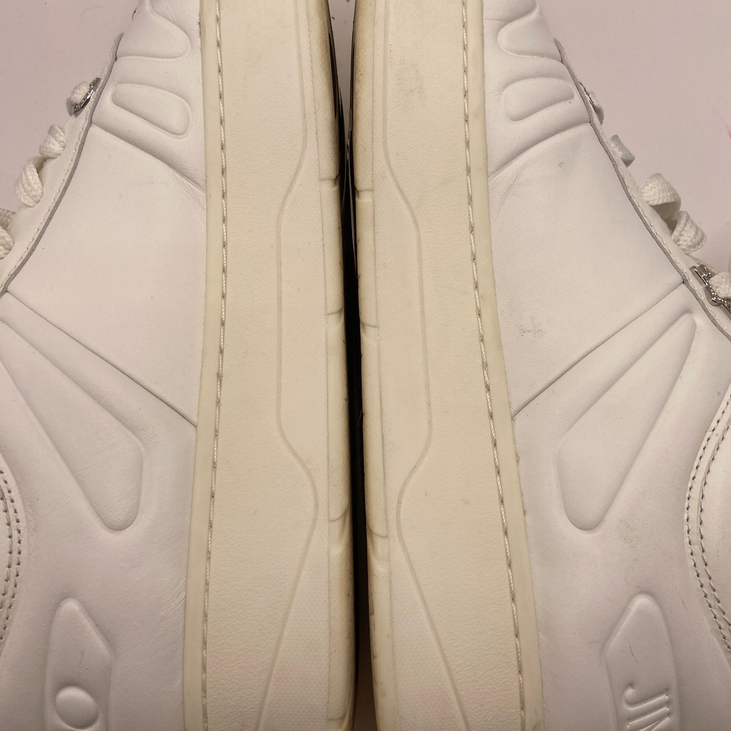 Shoes Luxury Designer By Jimmy Choo In White, Size: 9.5
