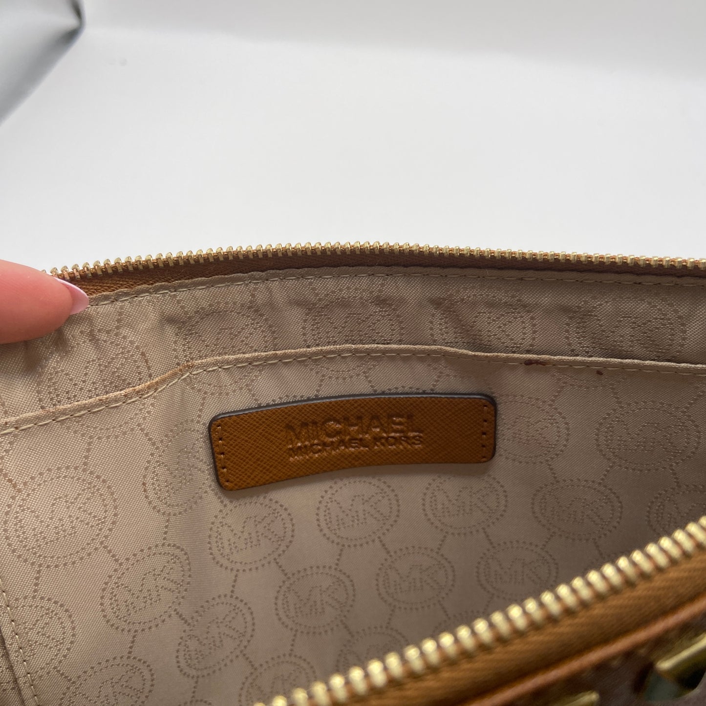 Wristlet Designer By Michael By Michael Kors, Size: Large