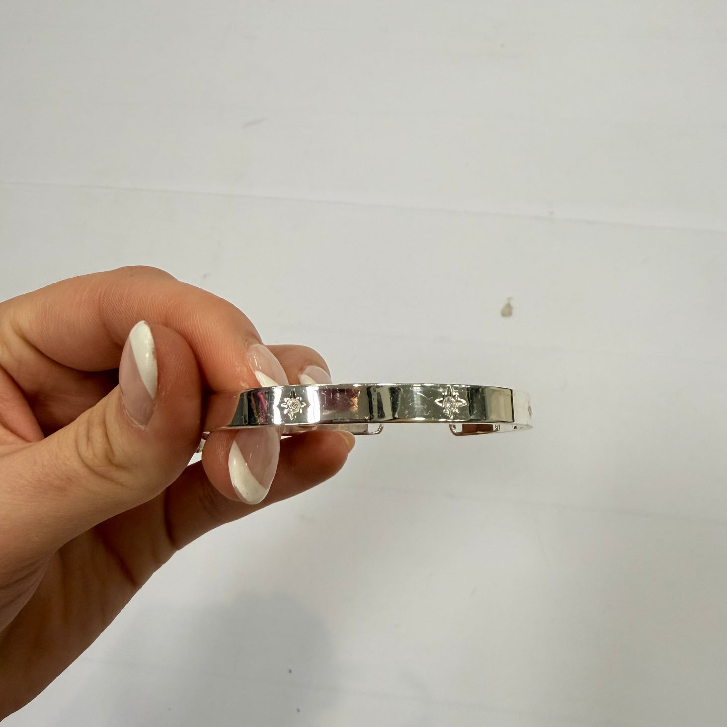 Bracelet Cuff By Clothes Mentor In Silver