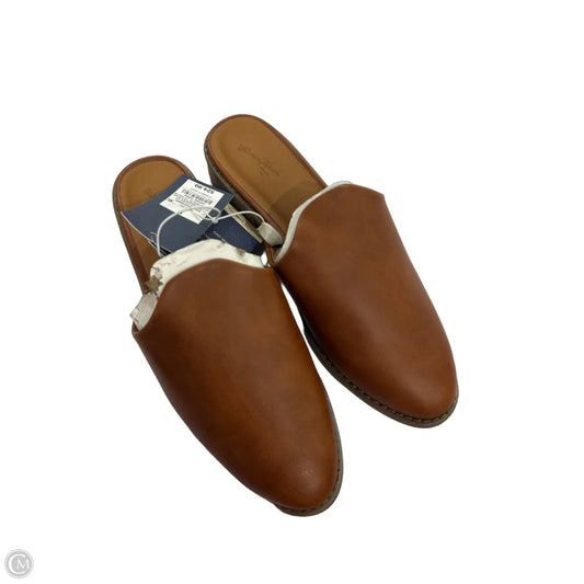 Shoes Flats By Universal Thread In Brown, Size: 9