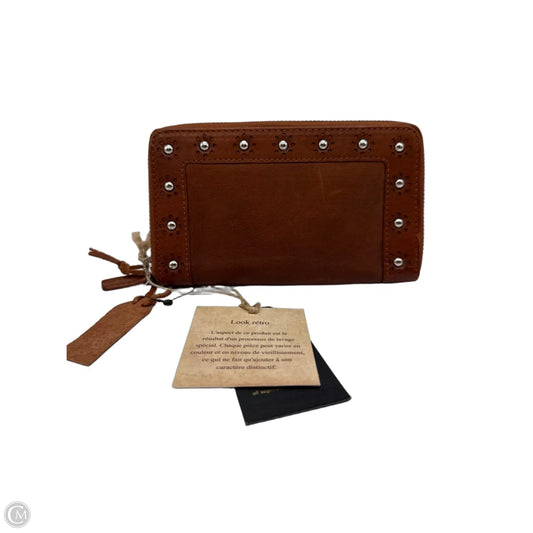 Wallet Leather By Clothes Mentor, Size: Medium