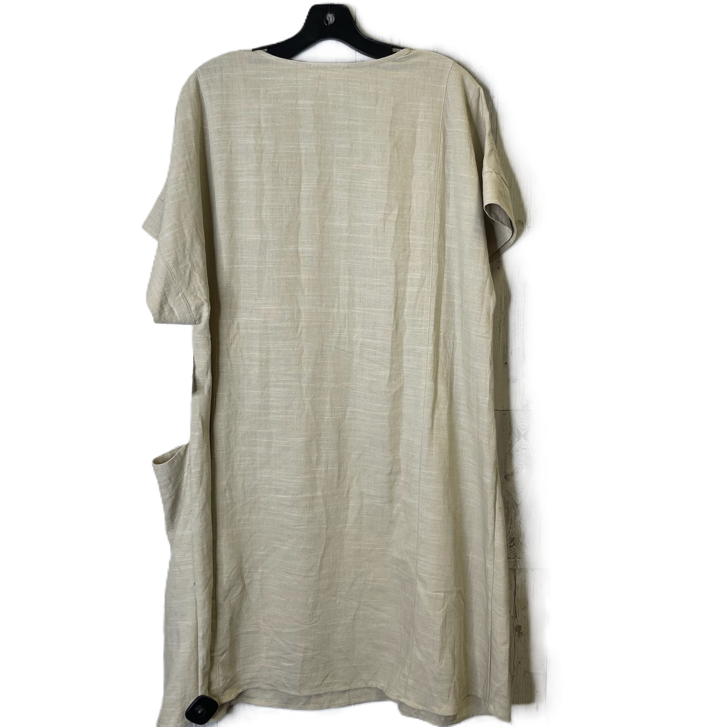 Dress Casual Short By 52Seven In Cream, Size: L