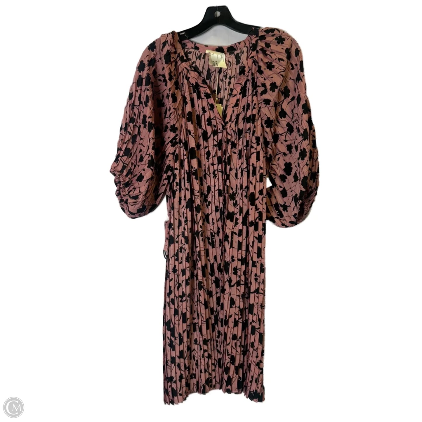 Dress Casual Short By Good Hart In Pink, Size: L