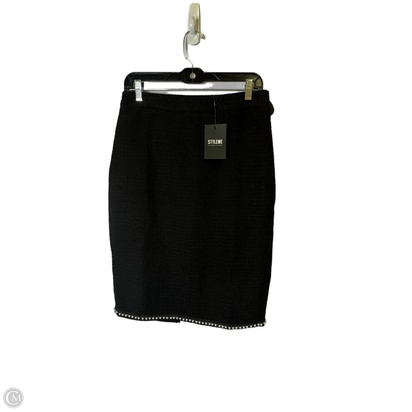 Skirt Midi By Clothes Mentor In Black, Size: M
