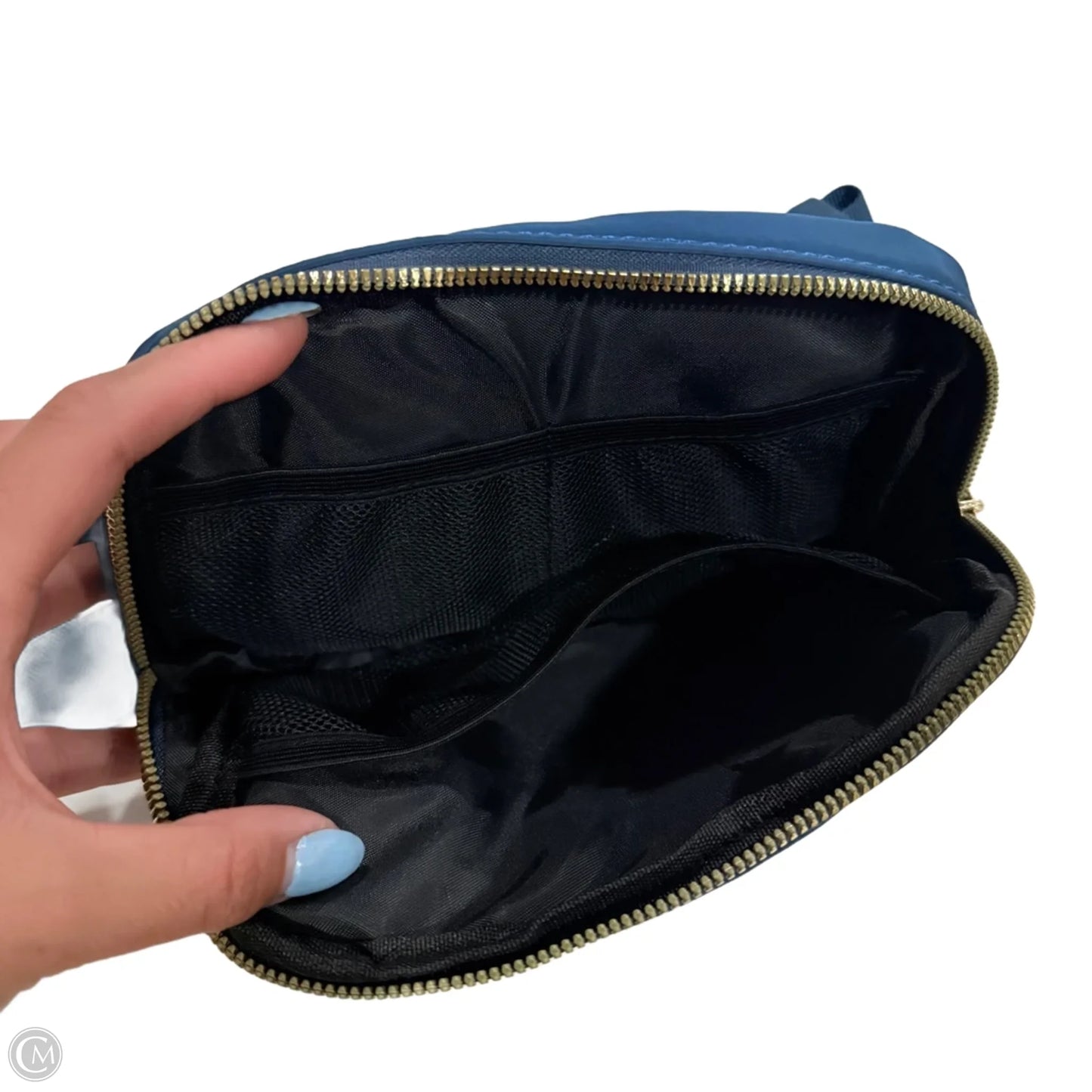 Belt Bag By Clothes Mentor, Size: Medium