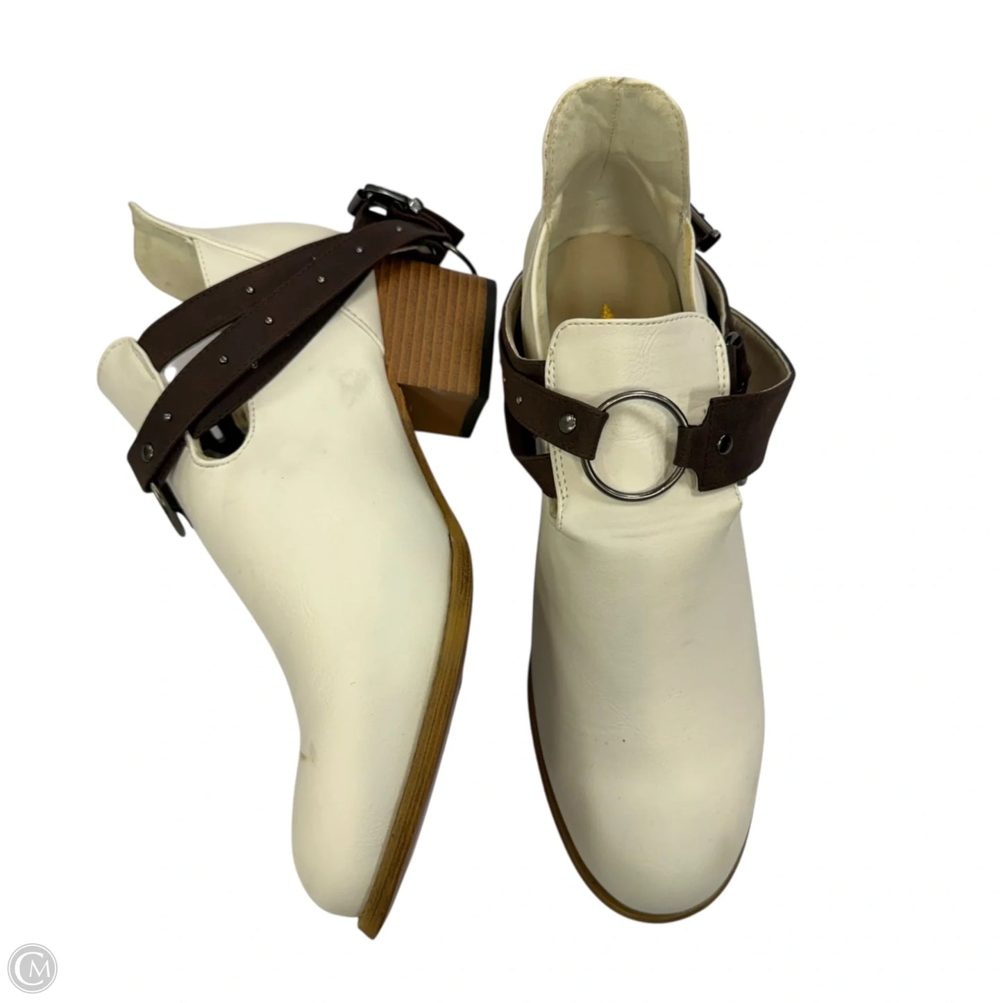 Boots Ankle Heels By Clothes Mentor In White, Size: 9