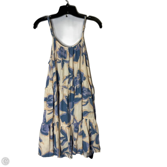 Dress Casual Short By Clothes Mentor In Floral Print, Size: L
