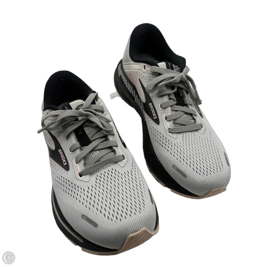 Shoes Athletic By Brooks In Grey, Size: 7.5