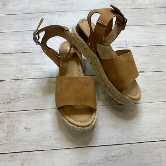 Sandals Heels Platform By Bella Marie  Size: 5.5