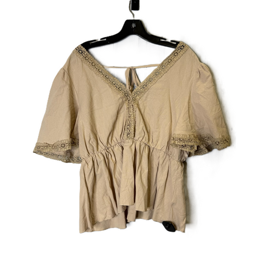 Top Short Sleeve By Emery Rose In Tan, Size: Xl