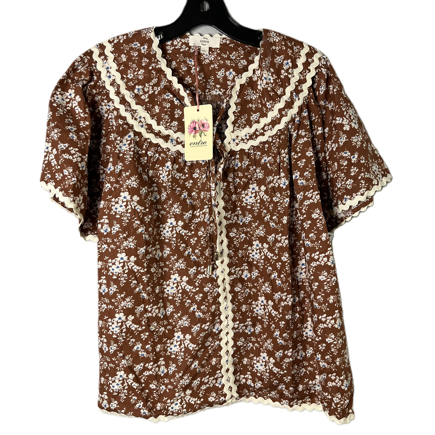 Top Short Sleeve By Entro In Brown, Size: L