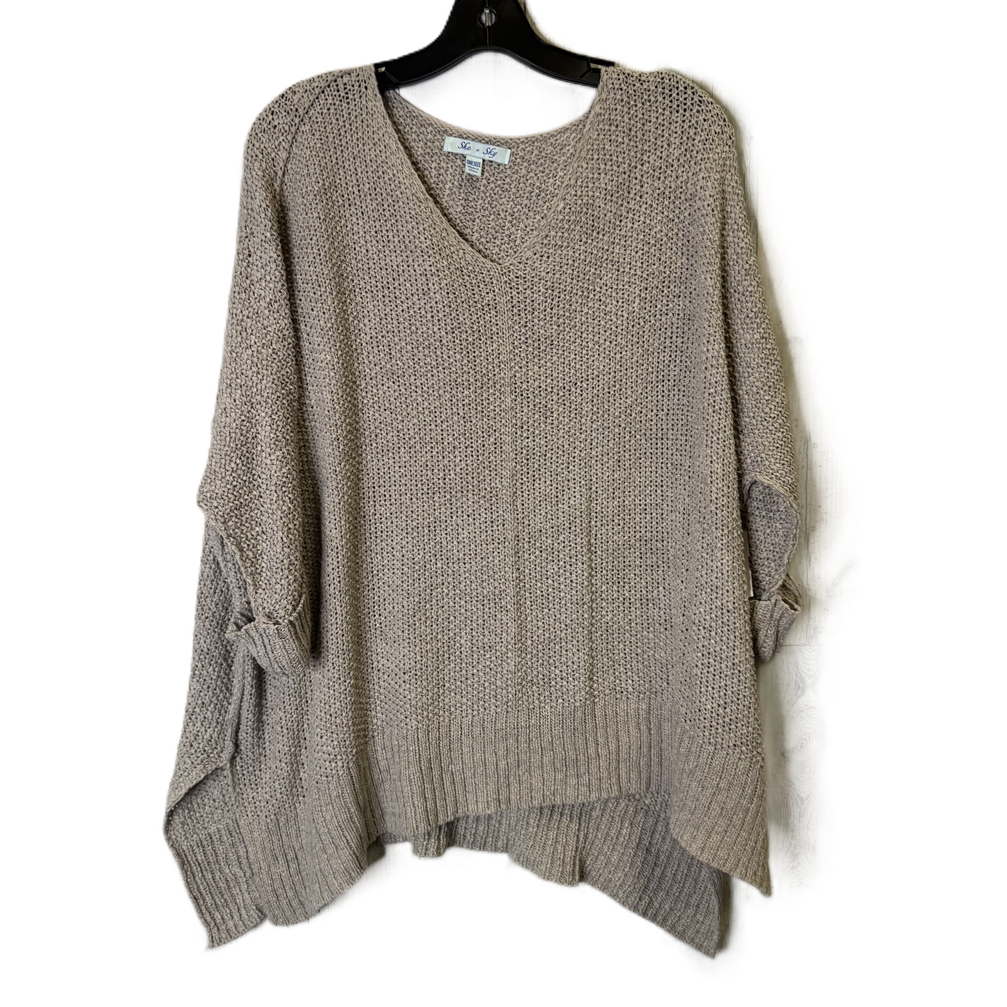 Top Long Sleeve By She + Sky In Grey, Size: Osfm