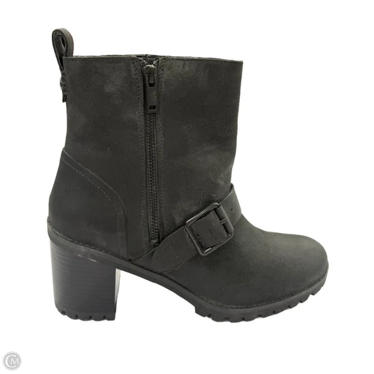 Boots Designer By Ugg In Black, Size: 11