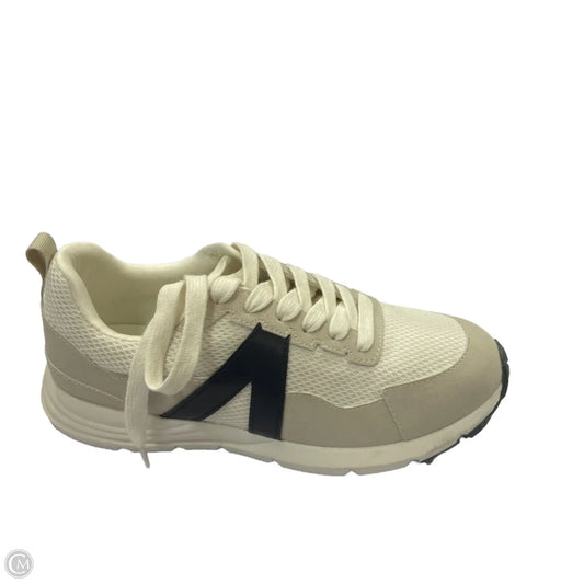 Shoes Athletic By Mia In Grey, Size: 6