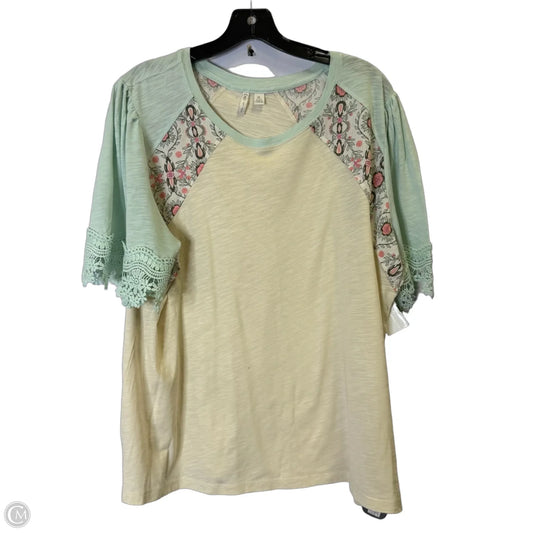 Top Short Sleeve By Cato In Cream, Size: Xl