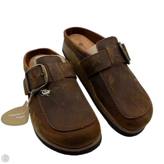 Shoes Flats By White Mountain In Brown, Size: 9