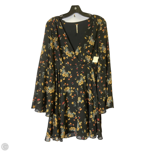 Dress Casual Short By Free People In Black, Size: M