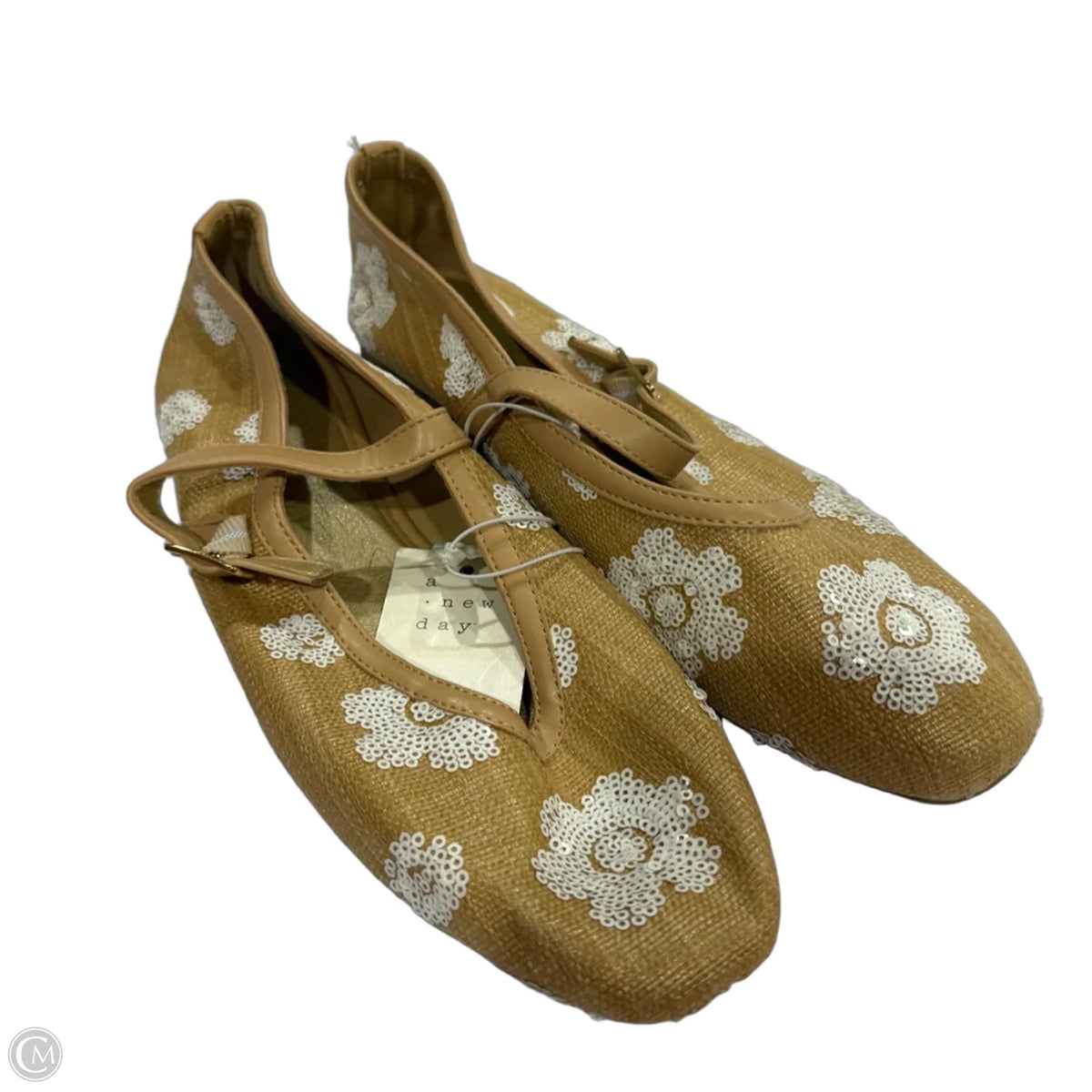 Shoes Flats By Universal Thread In Cream, Size: 8
