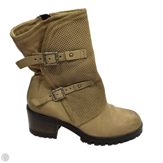 Boots Combat By Miz Mooz In Cream, Size: 10