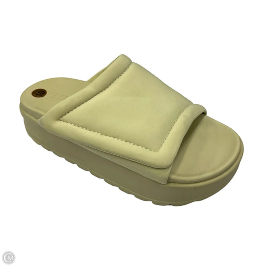 Sandals Heels Platform By Zara In Cream, Size: 10