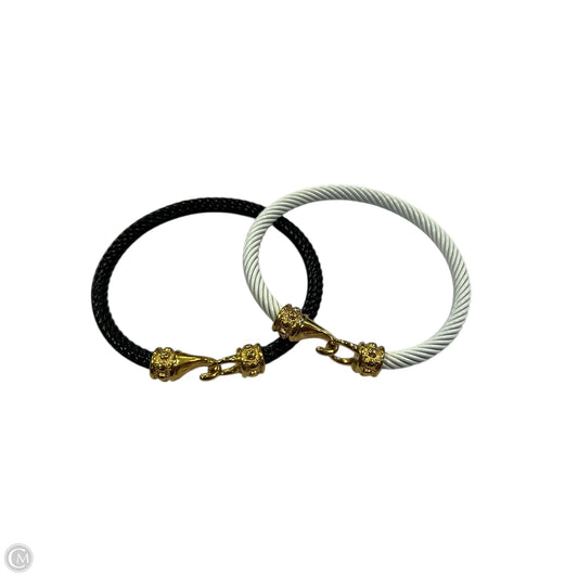 Bracelet Set By Clothes Mentor, Size: 02 Piece Set