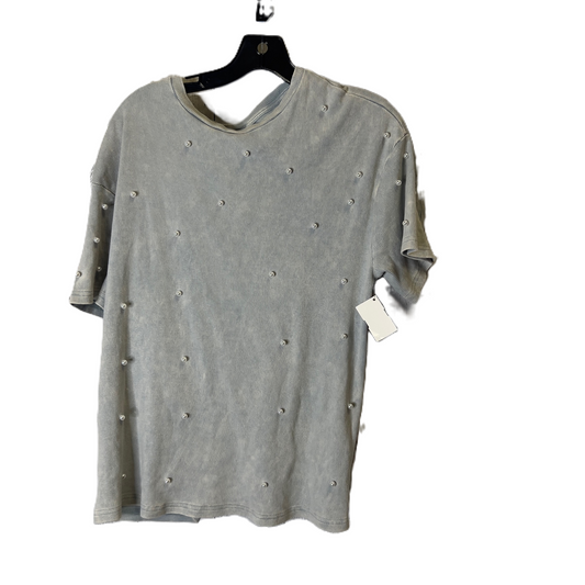 Top Short Sleeve By Shein In Grey, Size: M