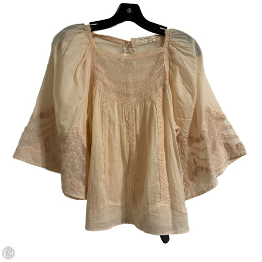 Top Short Sleeve By Anthropologie In Cream, Size: Xs